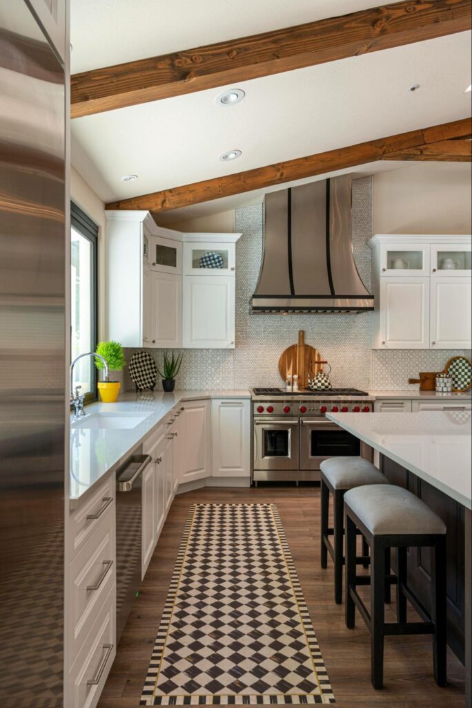 Kitchen Floor Tile Ideas: 10 Classic and Modern Options