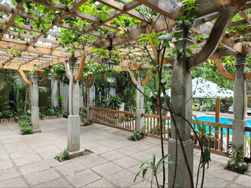 image5 10 Patio Design Ideas for a Beautiful Home Garden